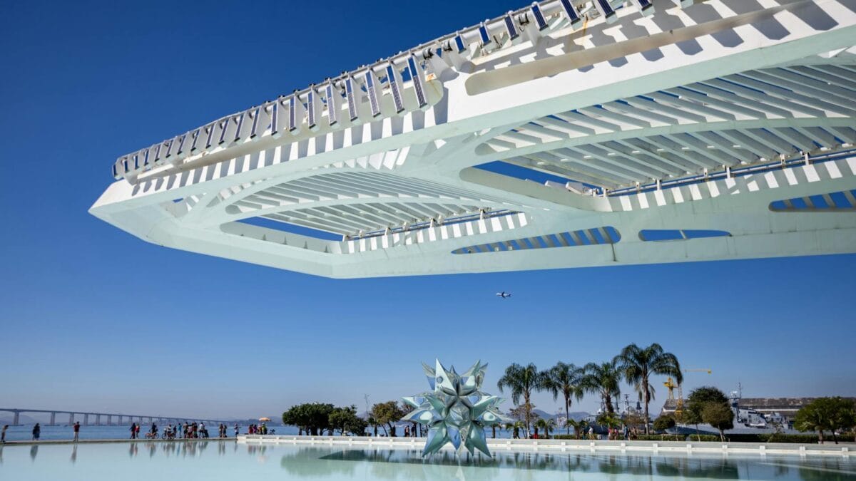 Museu do Amanhã com arquitetura moderna